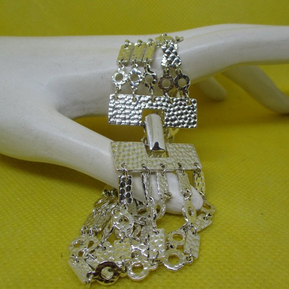 NWOT Napier Textured Multi Chain Link Bracelet Napier Multi Shaped Silver Tone - Picture 4 of 10